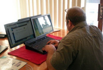 gScreen Spacebook